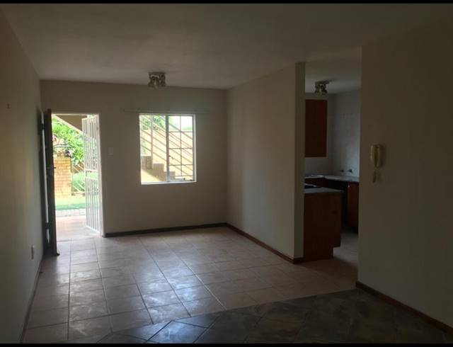 2 BEDROOM SIMPLEX FOR SALE IN MONTANA